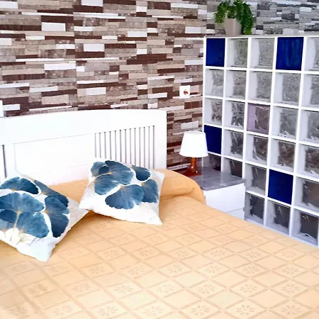 Апартаменты Comfortable In With Shared Pool - 40 Sqm