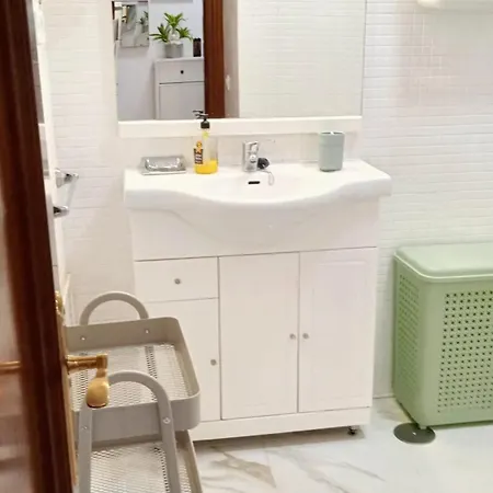 Comfortable In With Shared Pool - 40 Sqm Торремолинос